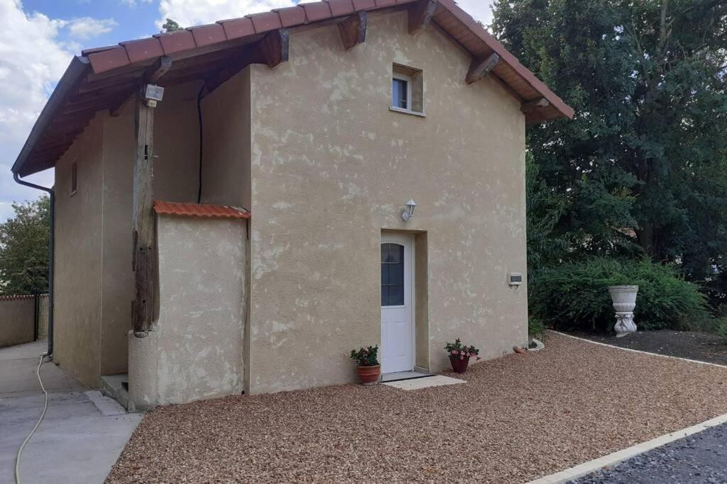 Gite Des Billaudes Thuret Exteriér fotografie